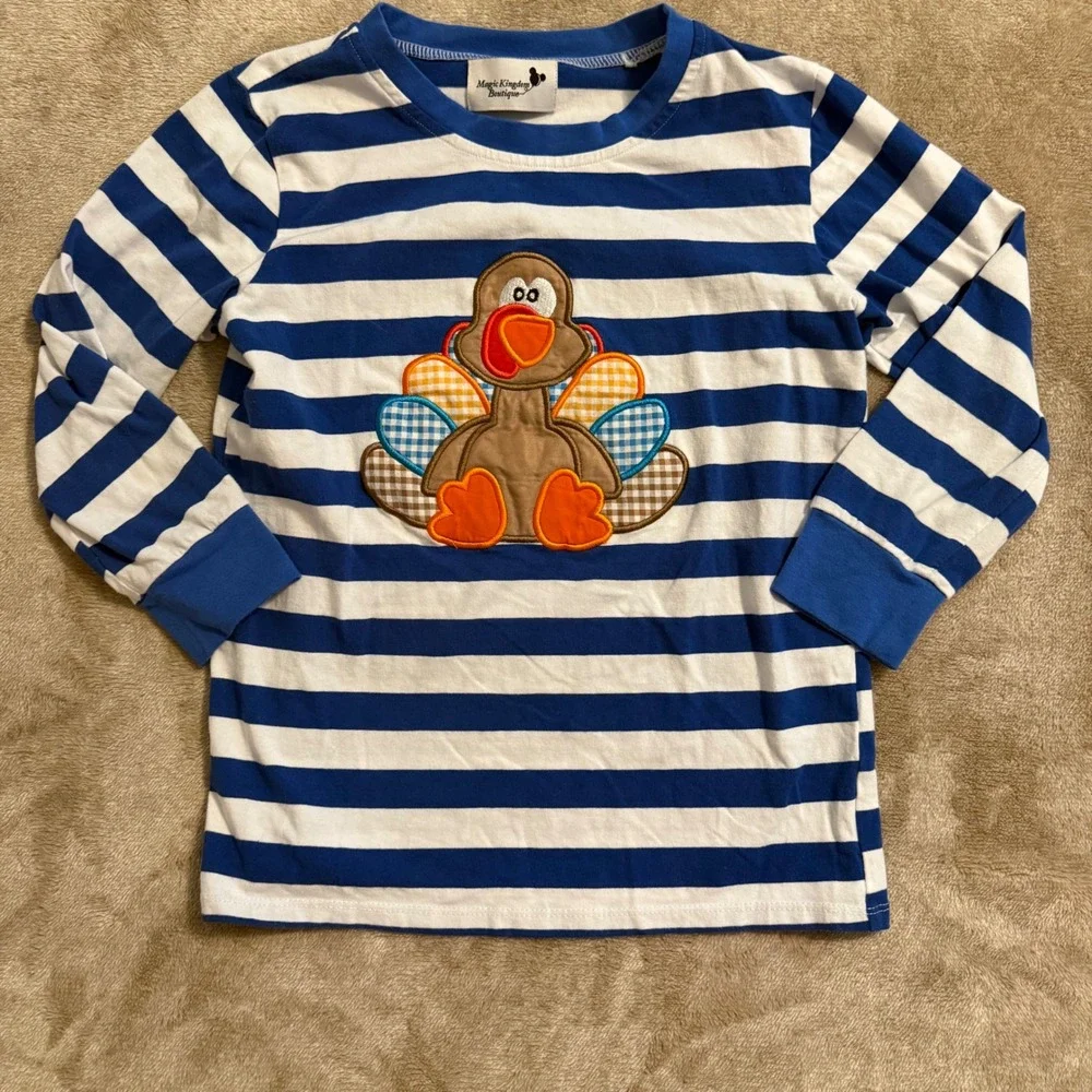 Magic Kingdom Boutique Kids Turkey Pajama Set Blue White Striped Size 6-7T